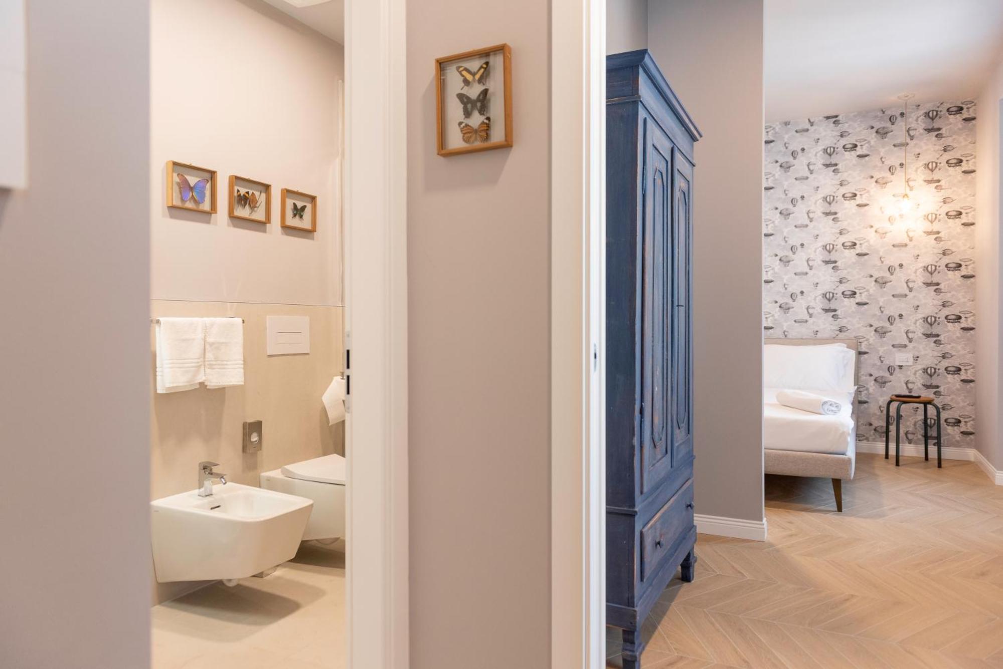 Regina Boutique Suites Триест Экстерьер фото
